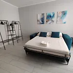 Delph's House * カターニア
