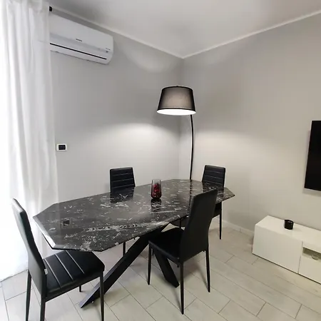 Delph's House Catania