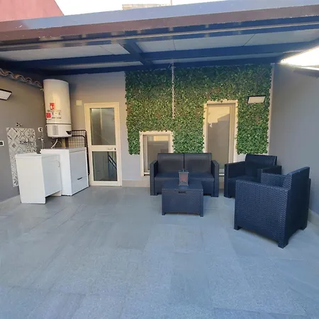 Delph's House Apartment Catania