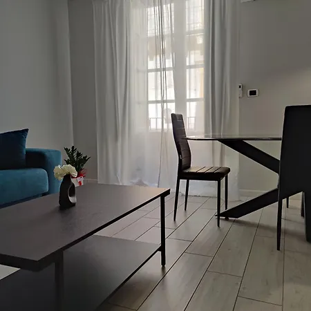 Delph's House * 카타니아