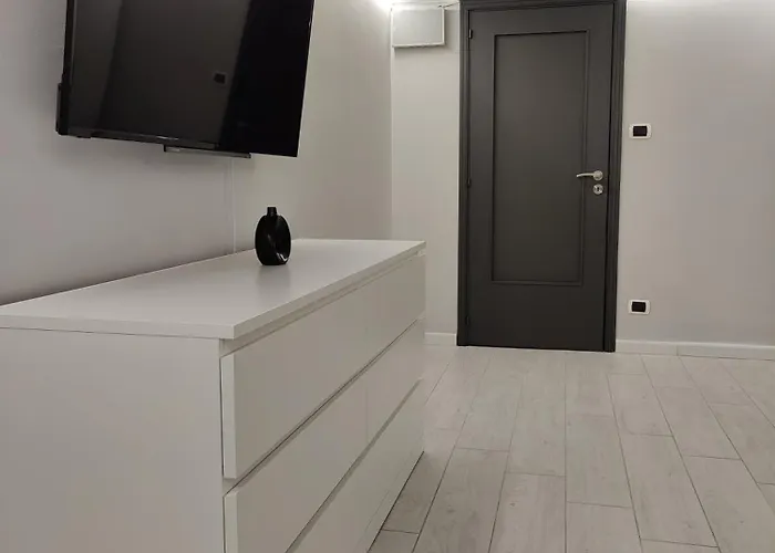 Delph's House *
